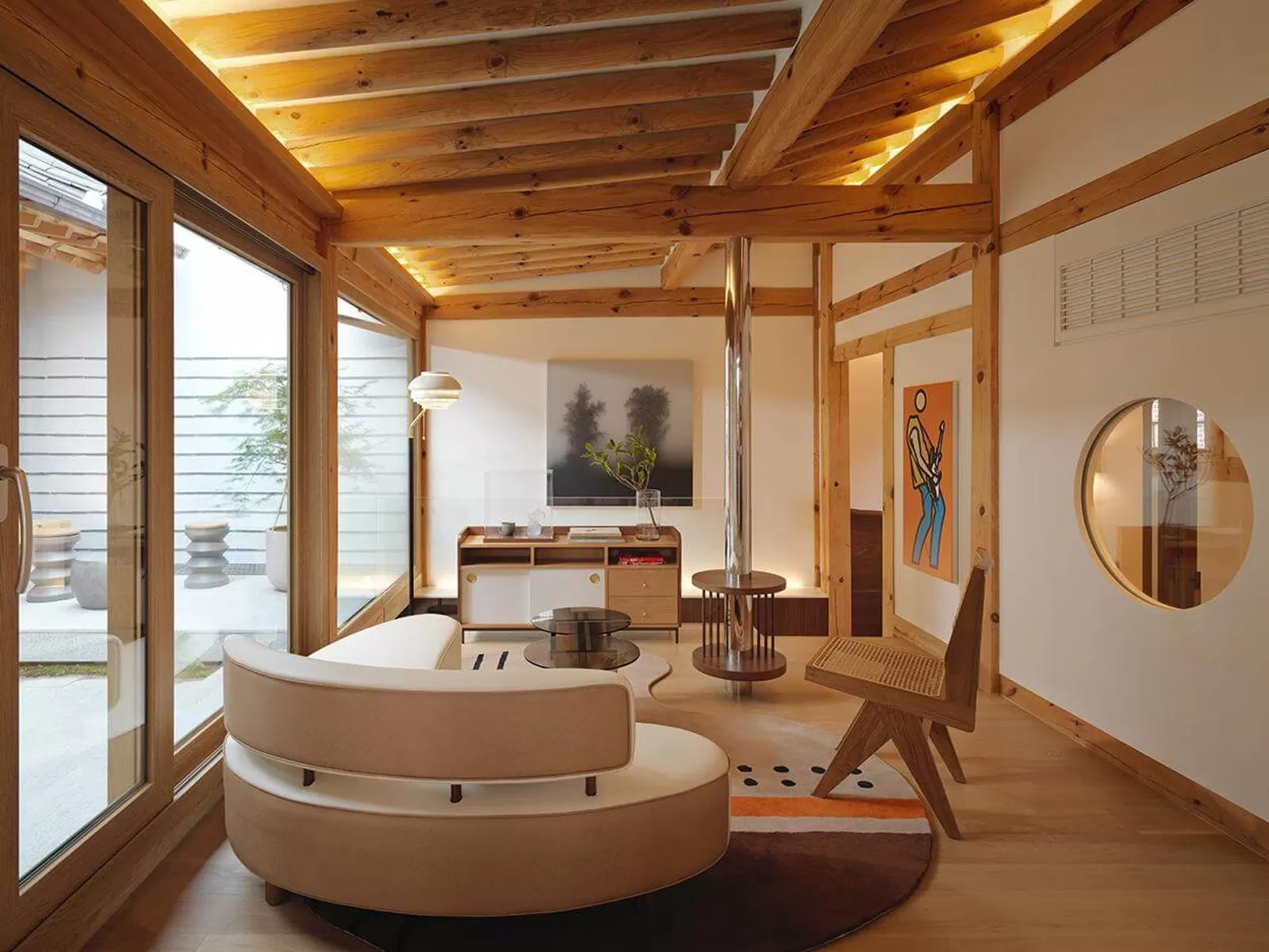 Văn hóa Hàn Quốc rất coi trọng yếu tố tín ngưỡng và phong thủy.