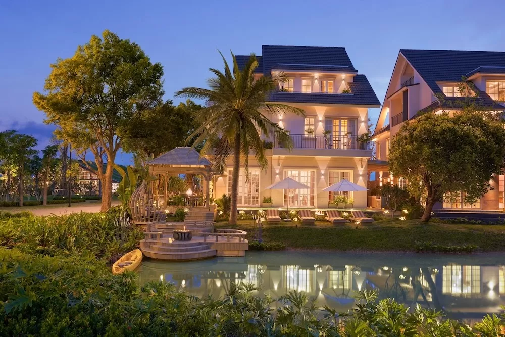 Mẫu villa nghỉ dưỡng phong cách Santorini